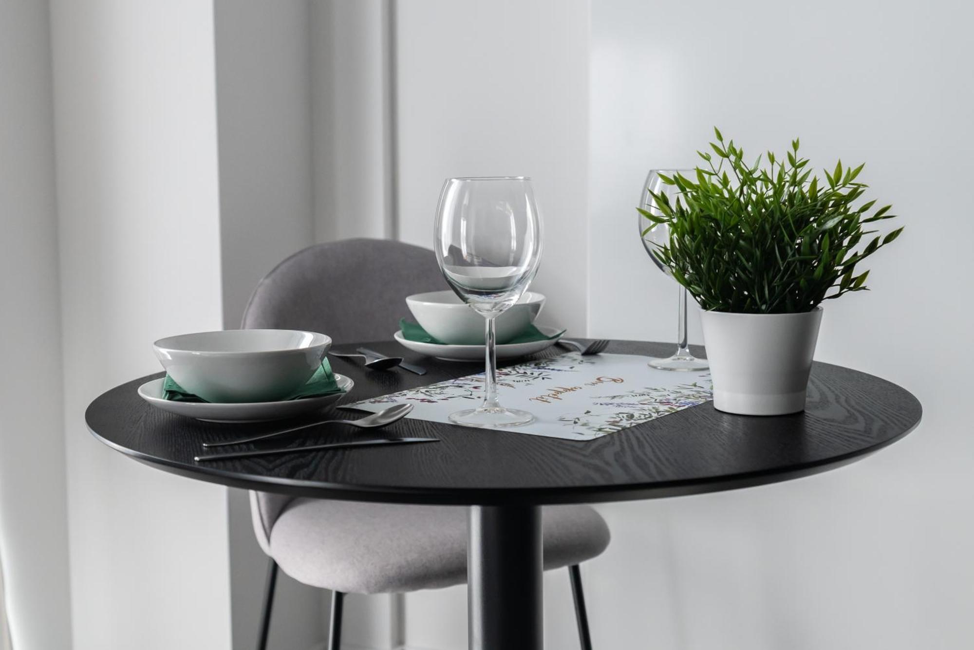 Citycenter Sauna & Fitness Apartments Podgorna By Renters Prestige Poznań Eksteriør billede
